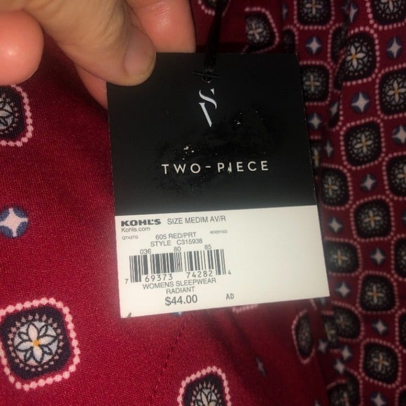 Simply Vera Vera Wang Radiant Red w/Floral Squares Sleep Gown Medium NWT - Picture 5 of 13